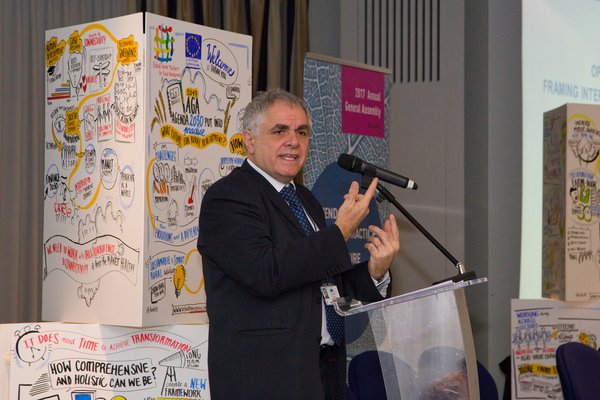 Roberto Ridolfi, Director for Sustainable Growth and Development of the EU Commission, at the Global Donor Platform for Rural Development Annual Asembly. <br/> Photo: Gudrun Barenbrock